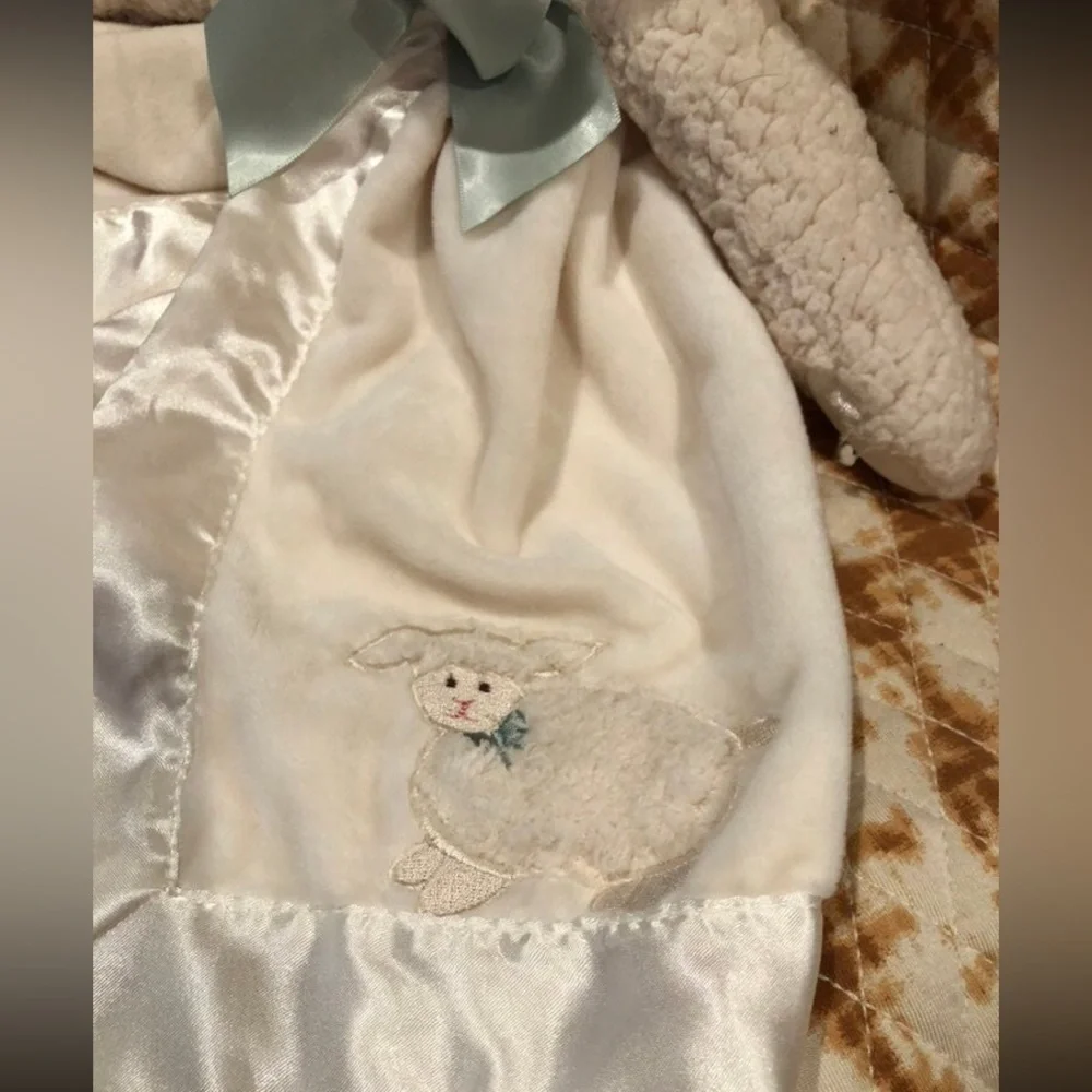 Bearington Baby Lamb Lovey